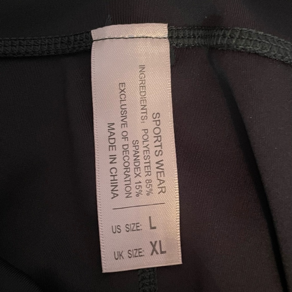 Women's Black and Green Leggings - Picture 4 of 4
